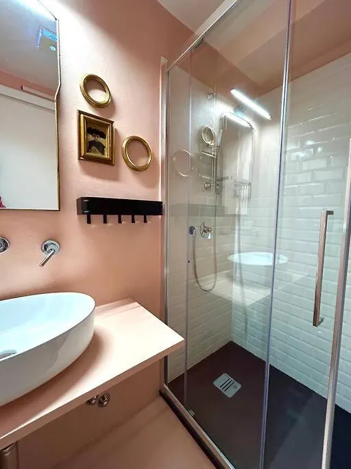 The Grand Tour Bed & Breakfast Rome 0*,  Italy